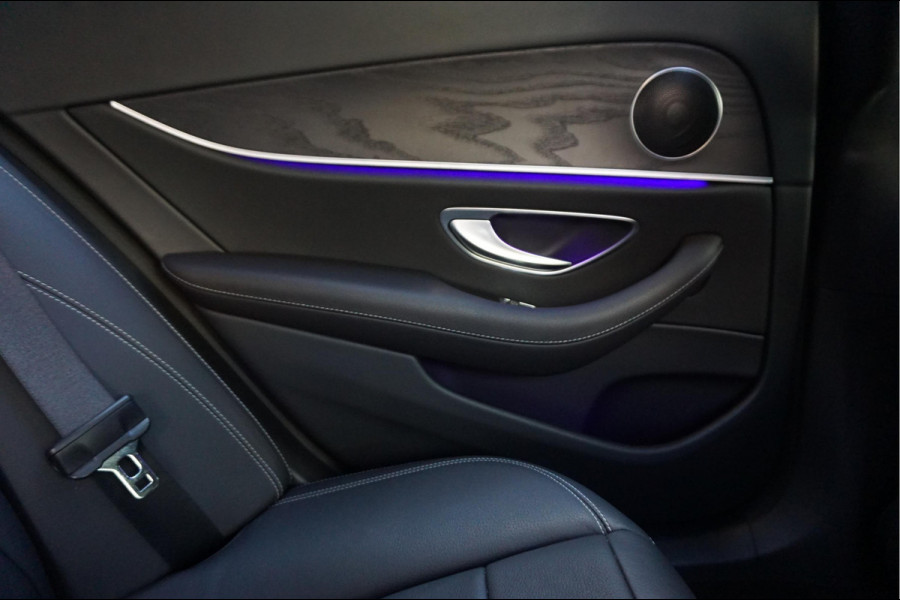 Mercedes-Benz E-Klasse 350 Premium Plus Exclusive Night | Sfeerverlichting | 360 | Stoelen met MEMORY/ VERWAMING/ KOELING | Geperforeerd leer | Panoramadak