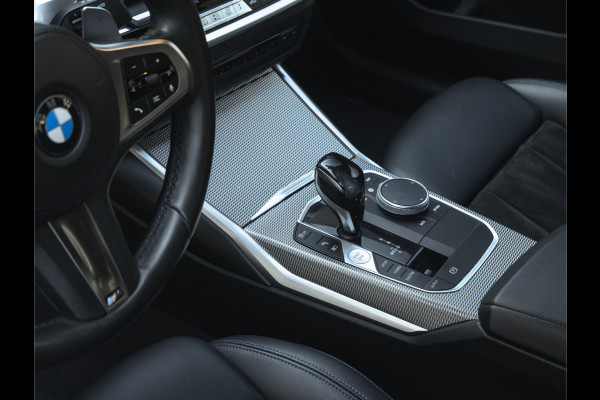 BMW 3-serie 330e M-Sport - Harman Kardon - Camera - Driving Assistant - 19 inch
