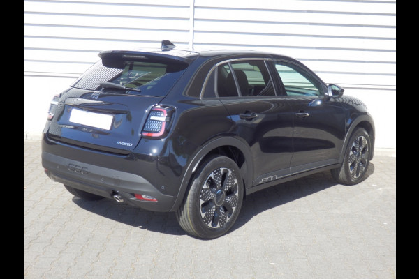 Fiat 600 1.2 Hybrid | La Prima | Leder | Massagestoelen | Camera |