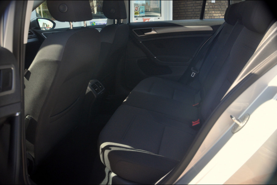 Volkswagen GOLF Variant 1.0 TSI Comfortline Automaat | Clima | PDC | Nette staat!