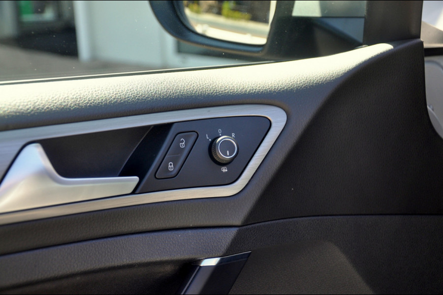 Volkswagen GOLF Variant 1.0 TSI Comfortline Automaat | Clima | PDC | Nette staat!