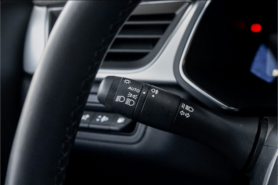 Renault Captur 1.6 E-Tech plug-in hybrid 160 Techno Camera LED