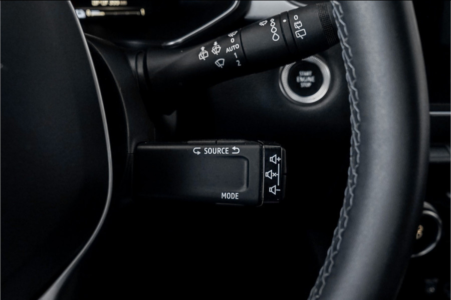 Renault Captur 1.6 E-Tech plug-in hybrid 160 Techno Camera LED
