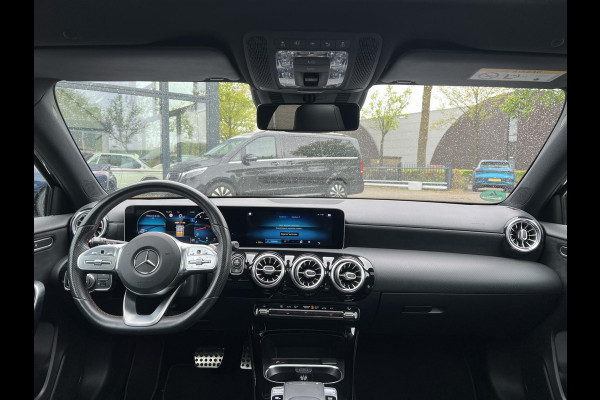 Mercedes-Benz A-Klasse 200 Business Solution AMG PANO | AMBILIGHT | CAMERA | RIJKLAAR INCL. 12 MND. BOVAGGARANTIE