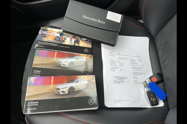 Mercedes-Benz A-Klasse 200 Business Solution AMG PANO | AMBILIGHT | CAMERA | RIJKLAAR INCL. 12 MND. BOVAGGARANTIE