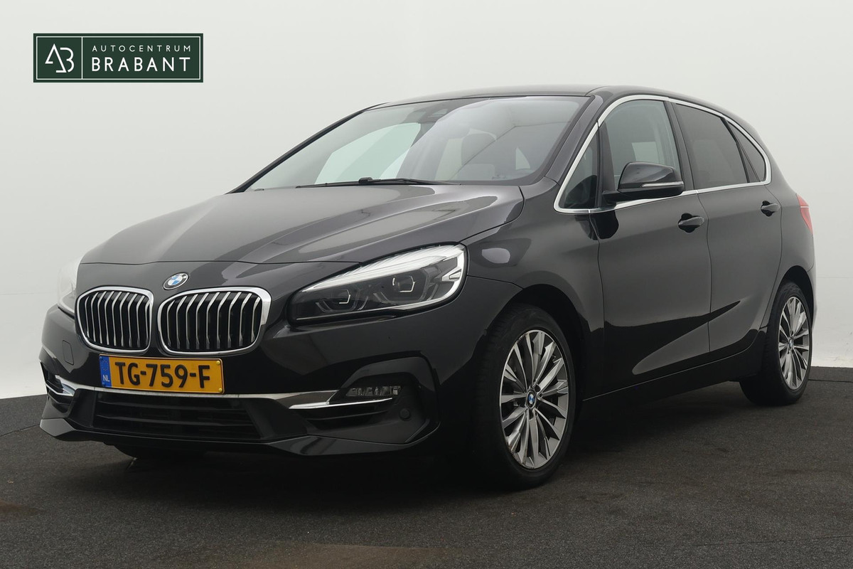 BMW 2 Serie Active Tourer 218i High Executive FACE-LIFT (NL-auto, Camera, Navi Pro, Head-up, StoelV, Leer, PDC V+A, Etc) BMW 2 Serie Active Tourer 218i High Executive FACE-LIFT (NL-auto, Camera, Navi Pro, Head-up, StoelV, Leer, PDC V+A, Etc)