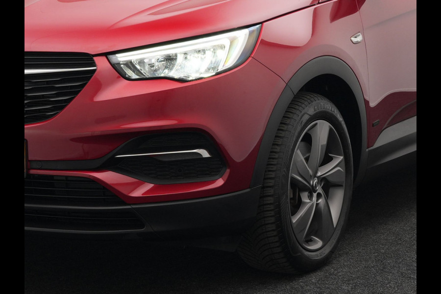 Opel Grandland X 1.6 Turbo Hybrid Elegance Plug In Hybrid 225 pk PHEV | Trekhaak Afn. | Camera | Stoelverwarming | 18"L.M | Apple Carplay | DAB | Navi Full Map |
