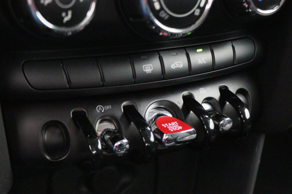 MINI Mini 1.5 Cooper Essential Automaat LED, Airco, LM Wielen, Elektr. Pakket
