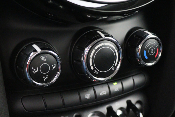 MINI Mini 1.5 Cooper Essential Automaat LED, Airco, LM Wielen, Elektr. Pakket