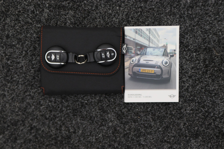 MINI Mini 1.5 Cooper Essential Automaat LED, Airco, LM Wielen, Elektr. Pakket