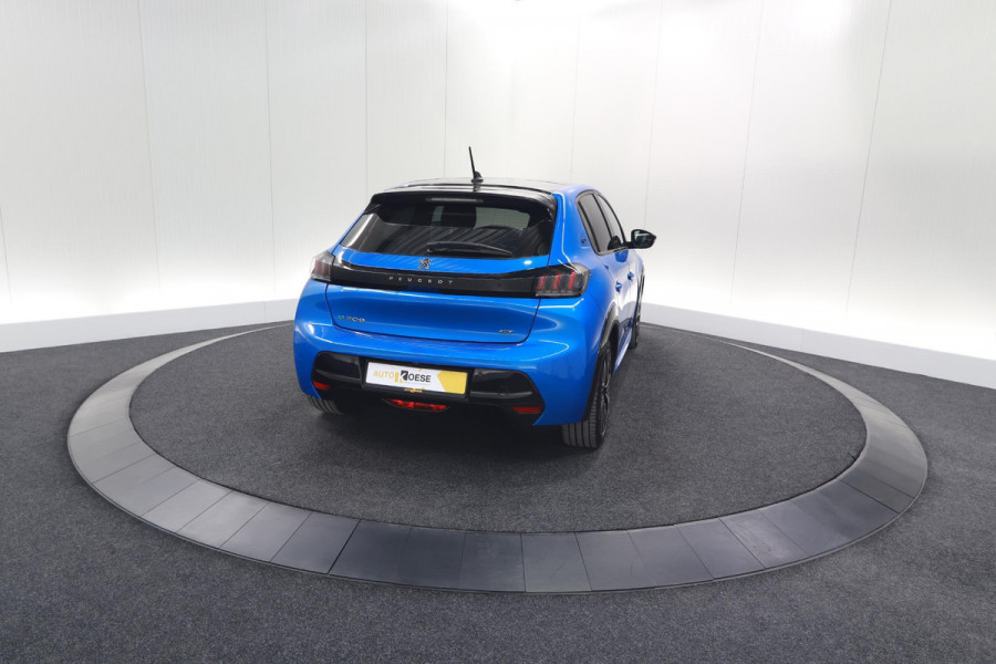 Peugeot e-208 EV GT Pack 50 kWh | 3 Fase | Camera | Panoramadak | Dodehoekdetectie | Apple Carplay