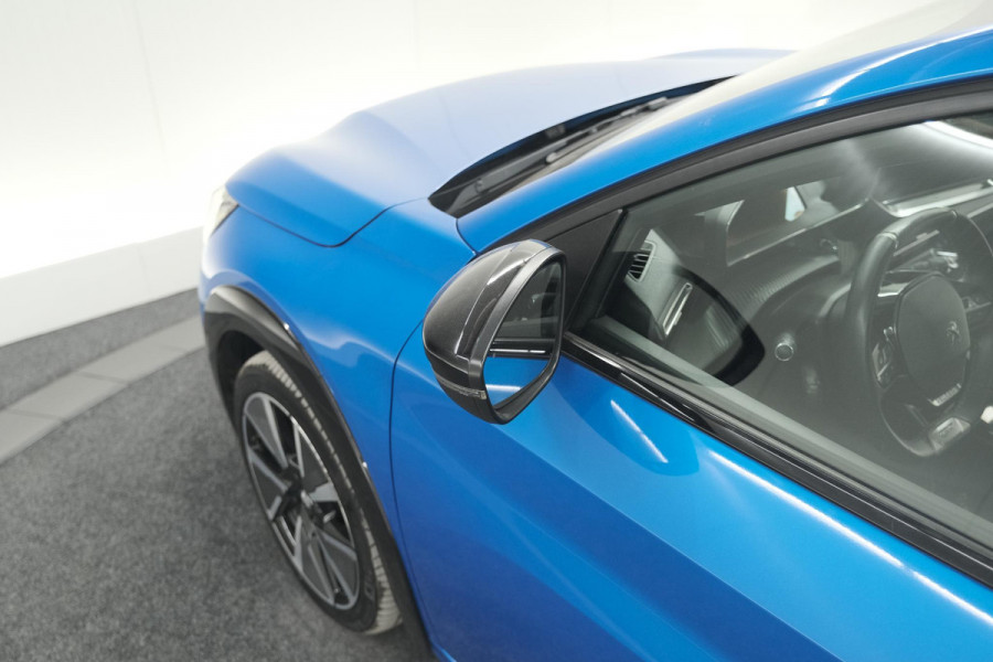 Peugeot e-208 EV GT Pack 50 kWh | 3 Fase | Camera | Panoramadak | Dodehoekdetectie | Apple Carplay