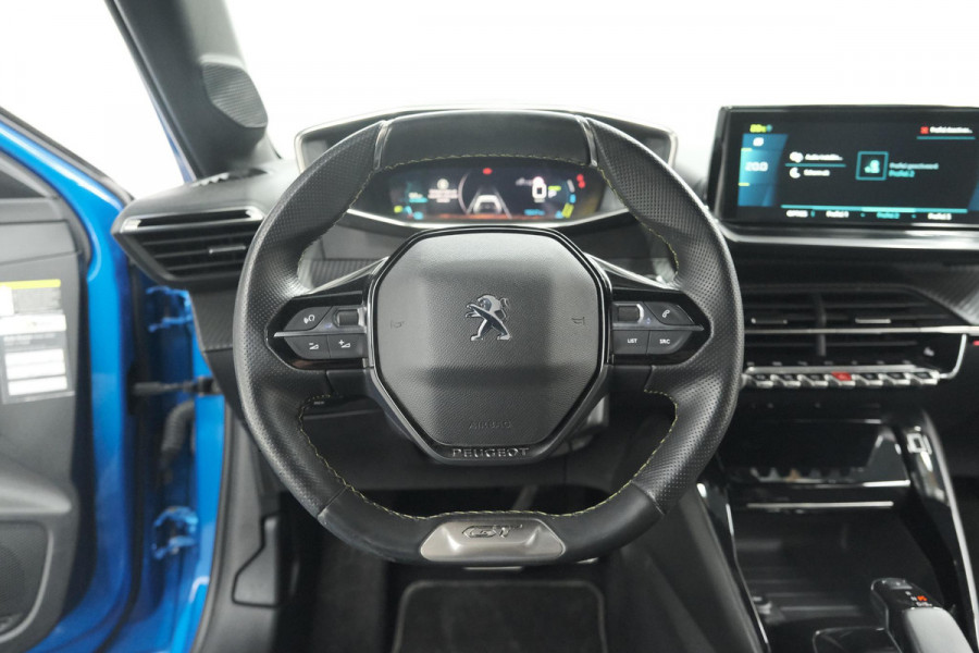 Peugeot e-208 EV GT Pack 50 kWh | 3 Fase | Camera | Panoramadak | Dodehoekdetectie | Apple Carplay