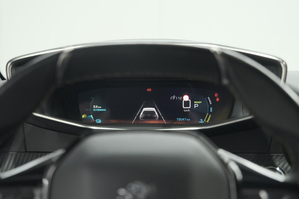 Peugeot e-208 EV GT Pack 50 kWh | 3 Fase | Camera | Panoramadak | Dodehoekdetectie | Apple Carplay