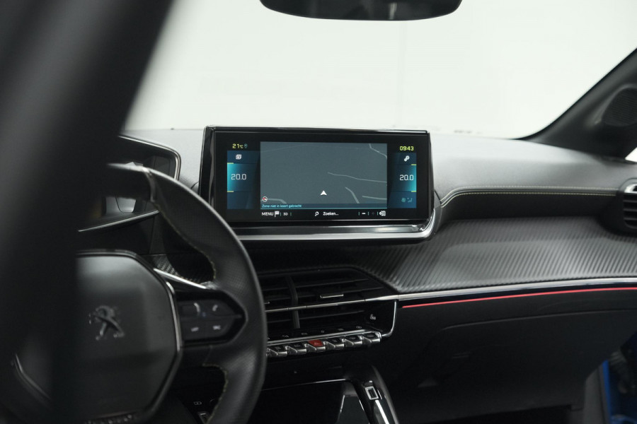 Peugeot e-208 EV GT Pack 50 kWh | 3 Fase | Camera | Panoramadak | Dodehoekdetectie | Apple Carplay