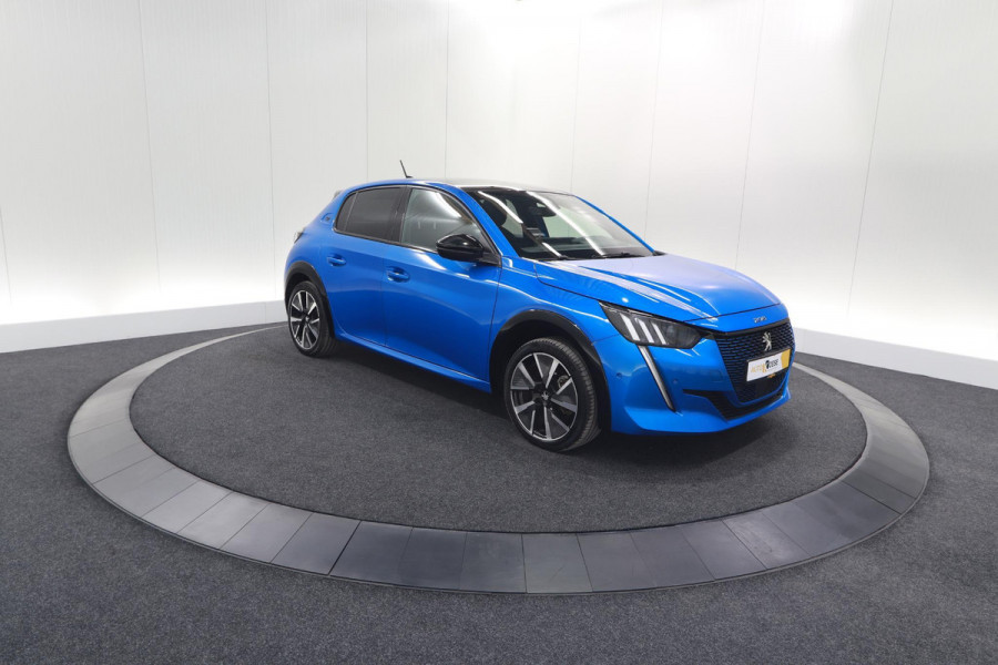 Peugeot e-208 EV GT Pack 50 kWh | 3 Fase | Camera | Panoramadak | Dodehoekdetectie | Apple Carplay