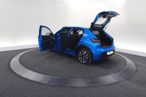 Peugeot e-208 EV GT Pack 50 kWh | 3 Fase | Camera | Panoramadak | Dodehoekdetectie | Apple Carplay