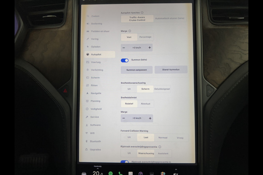 Tesla Model X 100D [ 3-Fase ] (INCL.BTW) *AUTO-PILOT | FULL-LEATHER | TOWBAR | NAVI-FULLMAP | FULL-LED | AIR-SUSPENSION | DIGI-COCKPIT | KEYLESS | CAMERA | DAB+ | COMFORT-SEATS | 20''ALU*