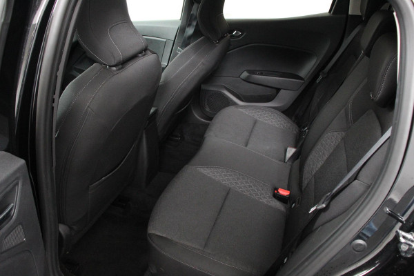Renault Clio 1.0 TCe 100 pk Automaat Experience Navigatie Climate Control Led Cruise control Parkeer sensoren Lichtmetalen Velgen Extra Getint Glas DAB Parkeer Sensoren