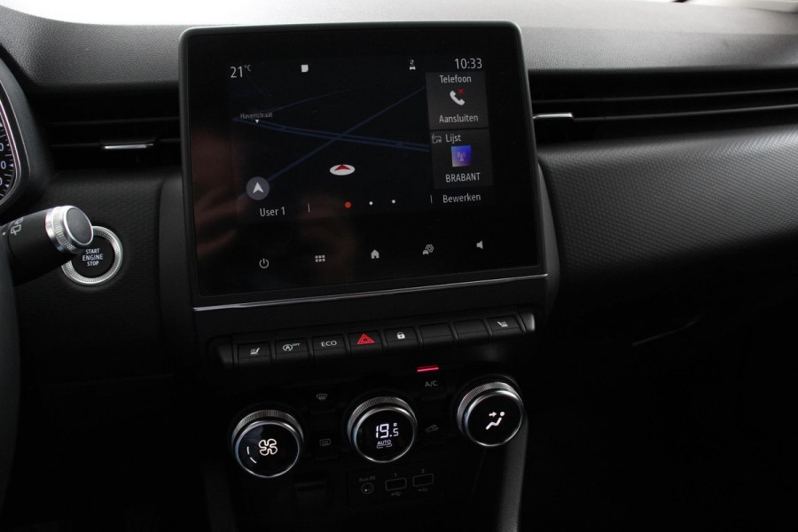 Renault Clio 1.0 TCe 100 pk Automaat Experience Navigatie Climate Control Led Cruise control Parkeer sensoren Lichtmetalen Velgen Extra Getint Glas DAB Parkeer Sensoren