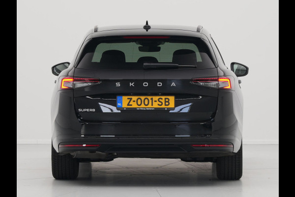 Škoda Superb Combi 1.5 TSI 150pk MHEV First Edition Trekhaak Navigatie Camera Stoelverwarming 88