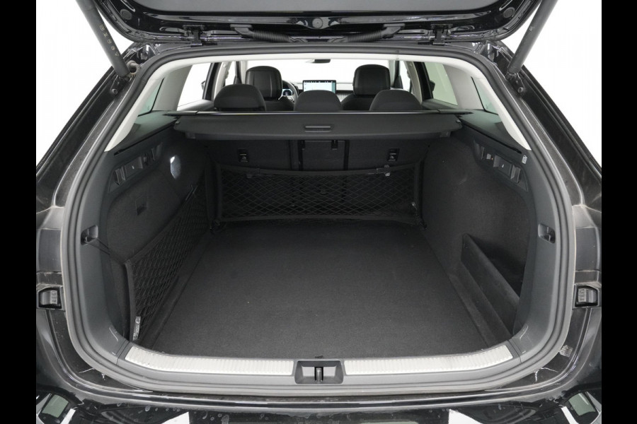 Škoda Superb Combi 1.5 TSI 150pk MHEV First Edition Trekhaak Navigatie Camera Stoelverwarming 88