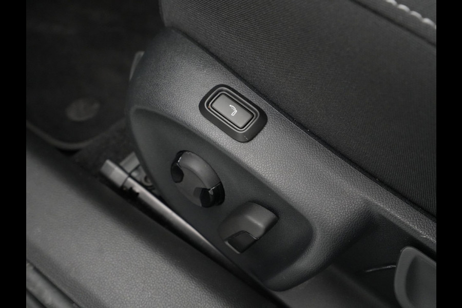 Škoda Superb Combi 1.5 TSI 150pk MHEV First Edition Trekhaak Navigatie Camera Stoelverwarming 88