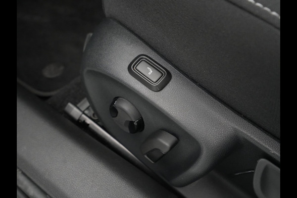 Škoda Superb Combi 1.5 TSI 150pk MHEV First Edition Trekhaak Navigatie Camera Stoelverwarming 88