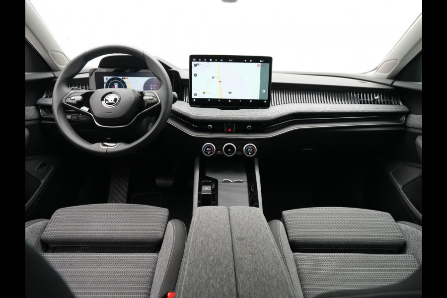 Škoda Superb Combi 1.5 TSI 150pk MHEV First Edition Trekhaak Navigatie Camera Stoelverwarming 88