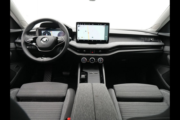 Škoda Superb Combi 1.5 TSI 150pk MHEV First Edition Trekhaak Navigatie Camera Stoelverwarming 88