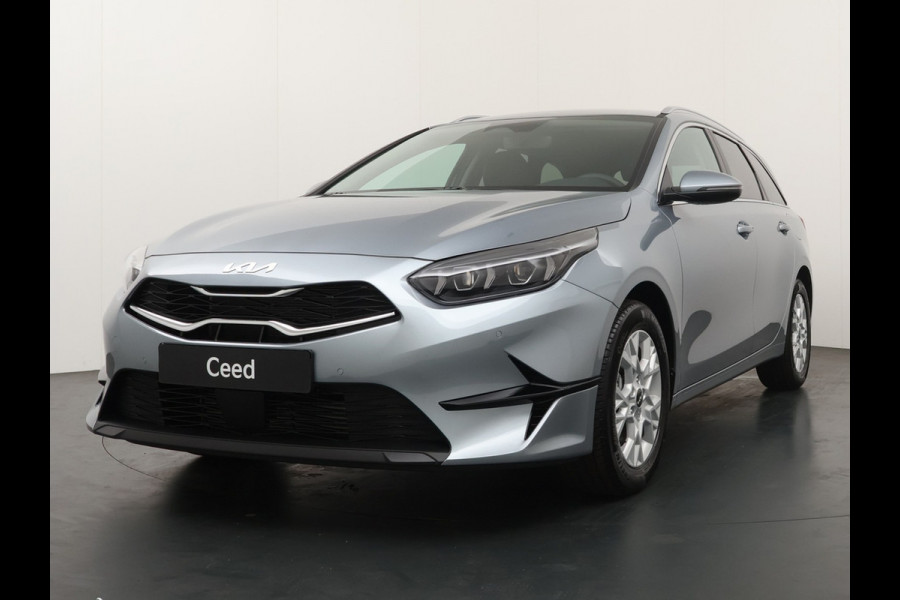 Kia Ceed Sportswagon 1.0 T-GDi DynamicPlusLine - Stoel/Stuurverwarming - Navigatie - Climate Control - Cruise Control - Apple/Android Carplay - Fabrieksgarantie Tot 2032