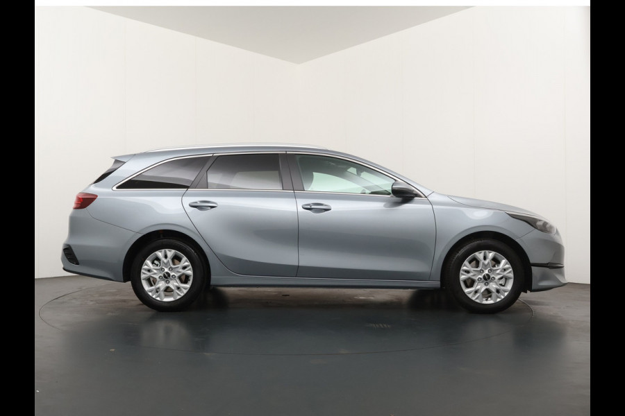 Kia Ceed Sportswagon 1.0 T-GDi DynamicPlusLine - Stoel/Stuurverwarming - Navigatie - Climate Control - Cruise Control - Apple/Android Carplay - Fabrieksgarantie Tot 2032