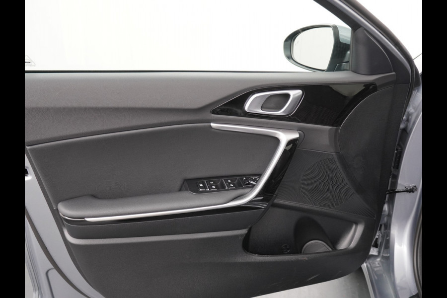 Kia Ceed Sportswagon 1.0 T-GDi DynamicPlusLine - Stoel/Stuurverwarming - Navigatie - Climate Control - Cruise Control - Apple/Android Carplay - Fabrieksgarantie Tot 2032