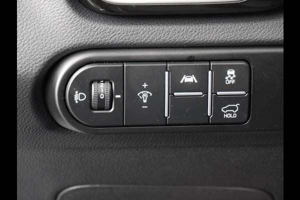 Kia Ceed Sportswagon 1.0 T-GDi DynamicPlusLine - Stoel/Stuurverwarming - Navigatie - Climate Control - Cruise Control - Apple/Android Carplay - Fabrieksgarantie Tot 2032