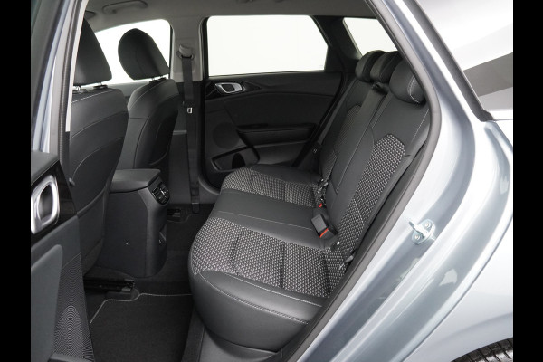 Kia Ceed Sportswagon 1.0 T-GDi DynamicPlusLine - Stoel/Stuurverwarming - Navigatie - Climate Control - Cruise Control - Apple/Android Carplay - Fabrieksgarantie Tot 2032