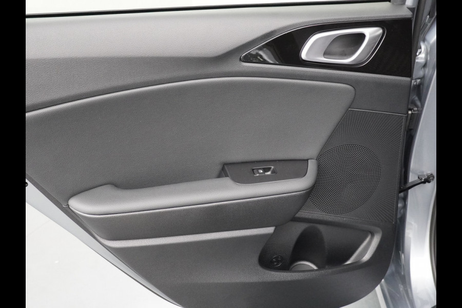 Kia Ceed Sportswagon 1.0 T-GDi DynamicPlusLine - Stoel/Stuurverwarming - Navigatie - Climate Control - Cruise Control - Apple/Android Carplay - Fabrieksgarantie Tot 2032