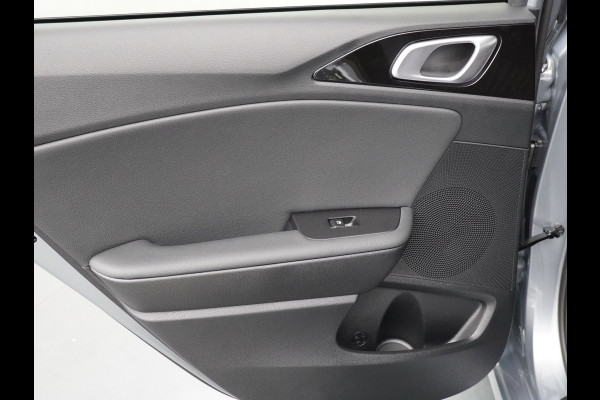 Kia Ceed Sportswagon 1.0 T-GDi DynamicPlusLine - Stoel/Stuurverwarming - Navigatie - Climate Control - Cruise Control - Apple/Android Carplay - Fabrieksgarantie Tot 2032