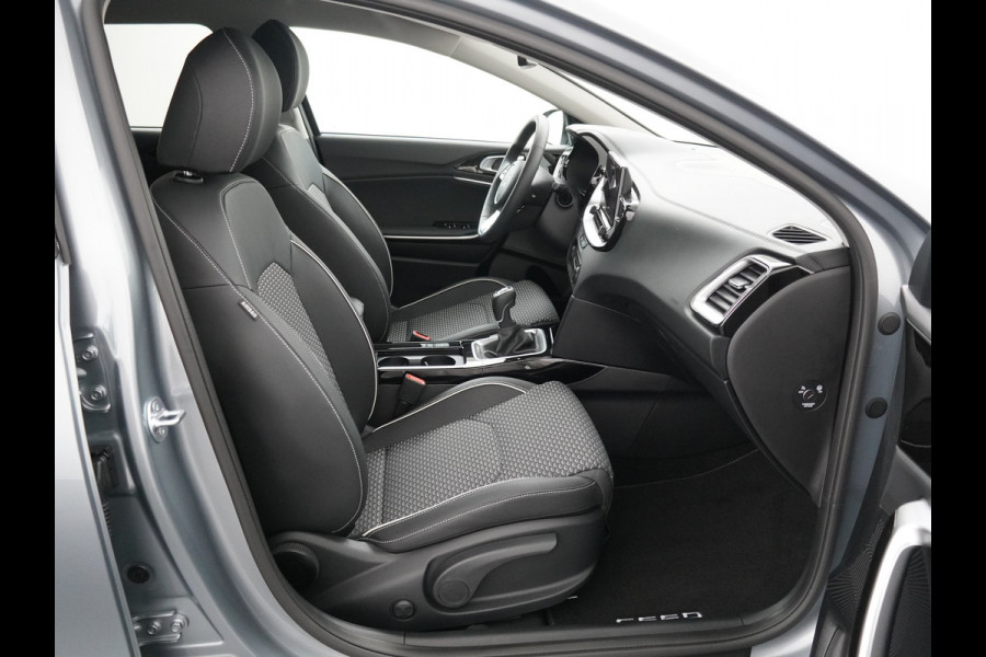Kia Ceed Sportswagon 1.0 T-GDi DynamicPlusLine - Stoel/Stuurverwarming - Navigatie - Climate Control - Cruise Control - Apple/Android Carplay - Fabrieksgarantie Tot 2032