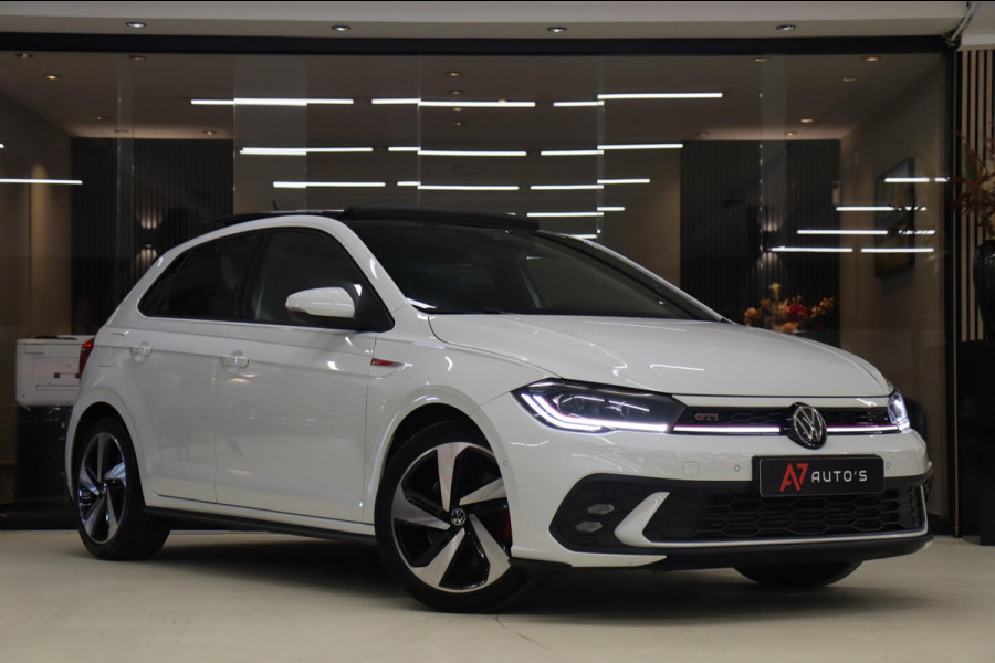 Volkswagen Polo 2.0 TSI GTI Pano/IQLIGHT/BEATS/CARPLAY/STOELV/BOMVOL/