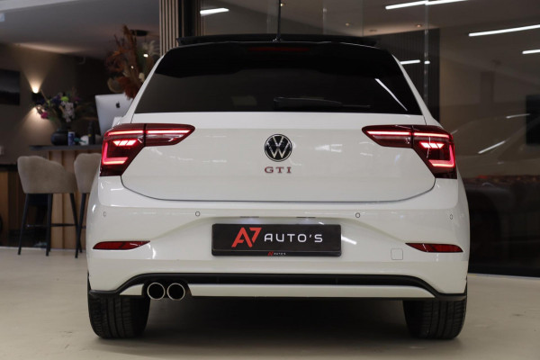 Volkswagen Polo 2.0 TSI GTI Pano/IQLIGHT/BEATS/CARPLAY/STOELV/BOMVOL/