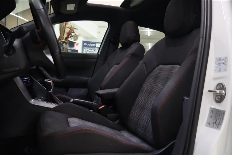 Volkswagen Polo 2.0 TSI GTI Pano/IQLIGHT/BEATS/CARPLAY/STOELV/BOMVOL/