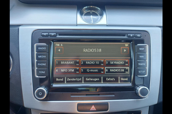 Volkswagen CC 2.0 TDI 184PK Bl.Mot. Automaat,airco,cruise,zonnedak,navigatie,stoelverwarming,parkeersensoren,
