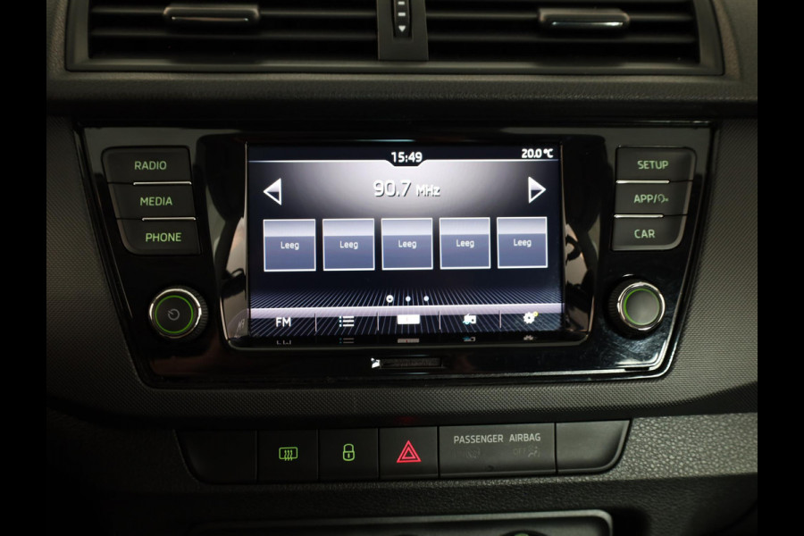 Škoda Fabia Combi 1.0 TSI Ambition 95 pk | Navigatie via App | Parkeersensoren achter | Cruise control | Airco | Apple Carplay/Android Auto |