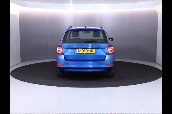 Škoda Fabia Combi 1.0 TSI Ambition 95 pk | Navigatie via App | Parkeersensoren achter | Cruise control | Airco | Apple Carplay/Android Auto |
