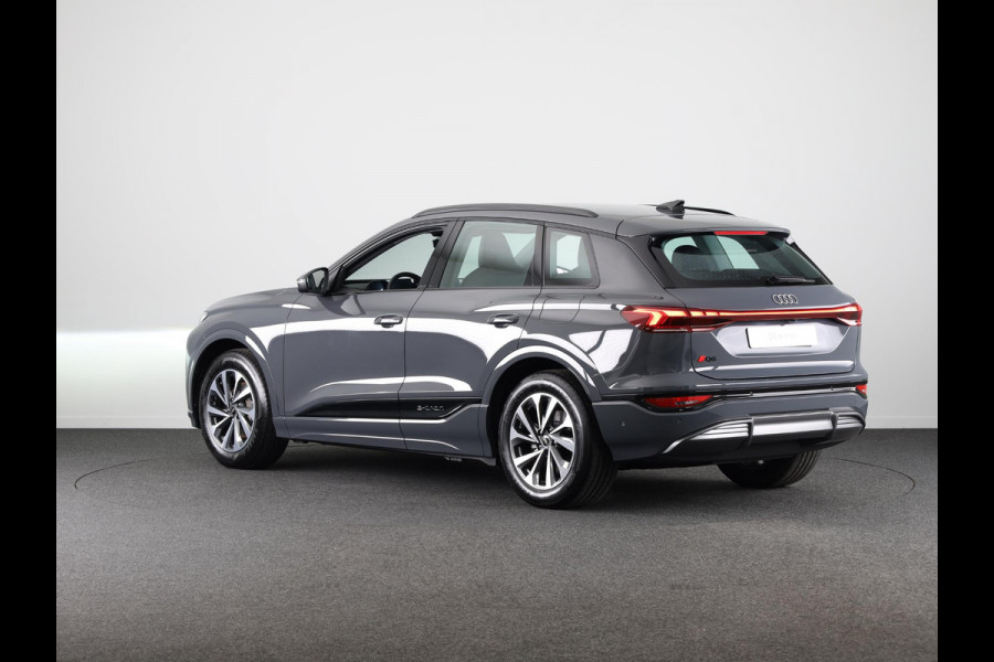 Audi Q6 Advanced edition e-tron perf 225kW/306pk 100Kwh Ha Tech Plus pakket, sportstoelen met leder, bumpers in kleur carrosserie, omgevingscamera's