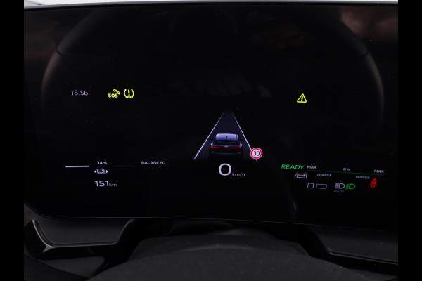 Audi Q6 Advanced edition e-tron perf 225kW/306pk 100Kwh Ha Tech Plus pakket, sportstoelen met leder, bumpers in kleur carrosserie, omgevingscamera's