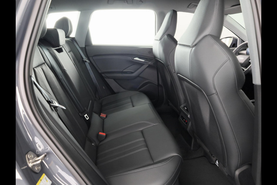 Audi Q6 Advanced edition e-tron perf 225kW/306pk 100Kwh Ha Tech Plus pakket, sportstoelen met leder, bumpers in kleur carrosserie, omgevingscamera's