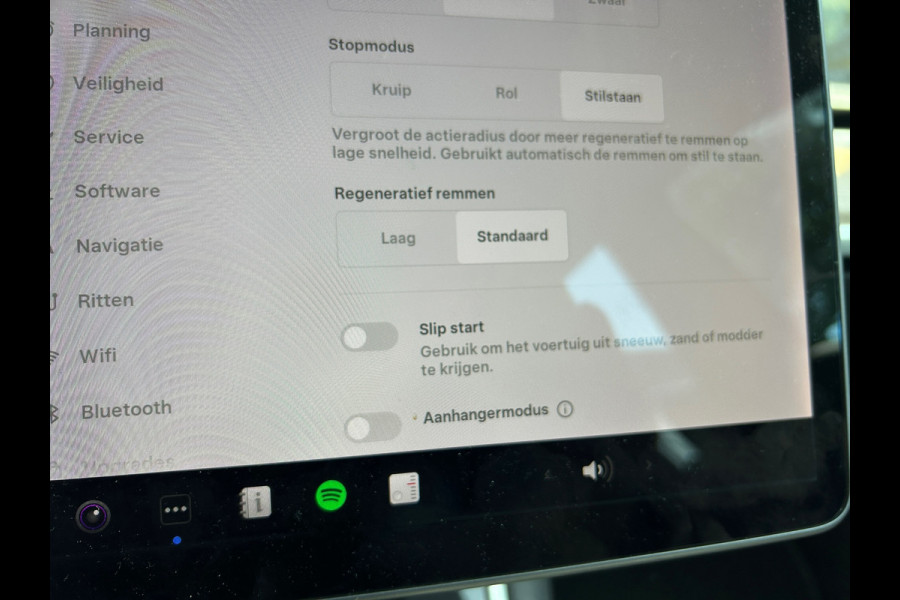 Tesla Model 3 Long Range AWD 75 kWh 84% SOH Trekhaak (910kg) 19 INCH
