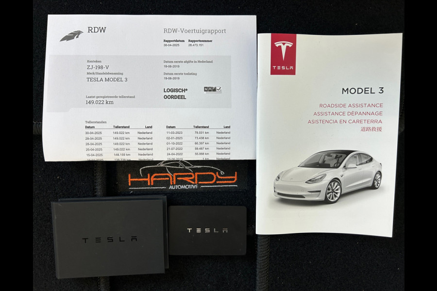 Tesla Model 3 Long Range AWD 75 kWh 84% SOH Trekhaak (910kg) 19 INCH