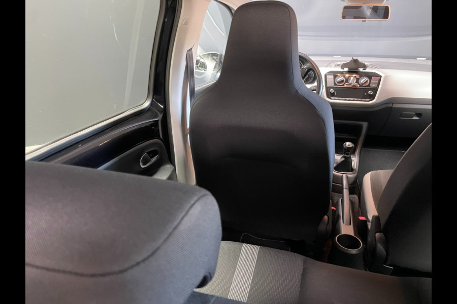 Volkswagen up! 1.0 BMT High-up 16920 km pdc cruise control 5 drs